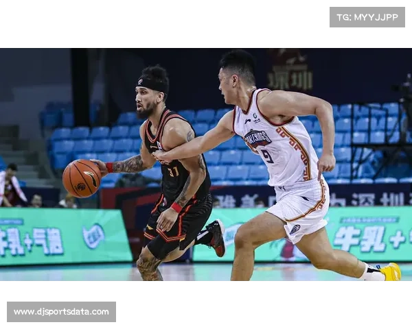 扎哈比豪取七连胜强势挑战奥马利雏量级格局或迎全新洗牌